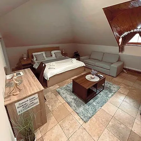 Downtown With Shared Kitchen Aparthotel Győr